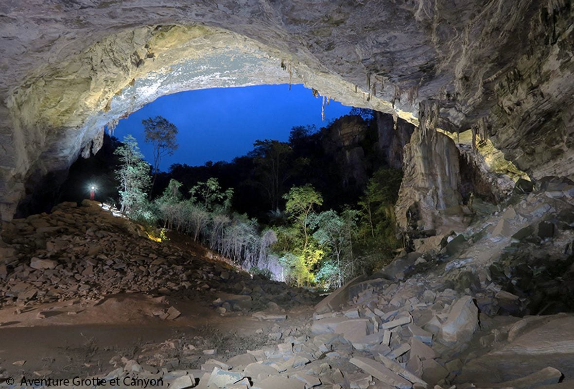 Porche d'entrée de grotte